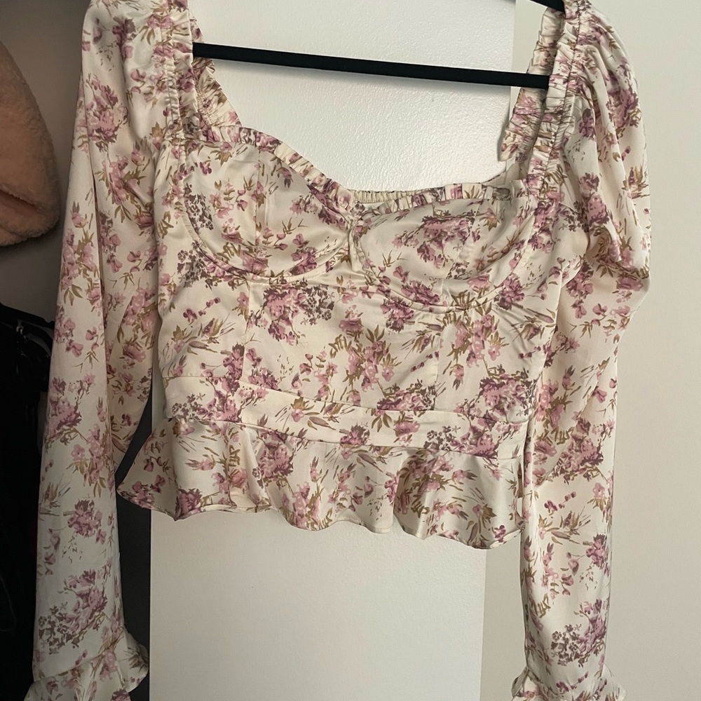 ASTR sweetheart floral top